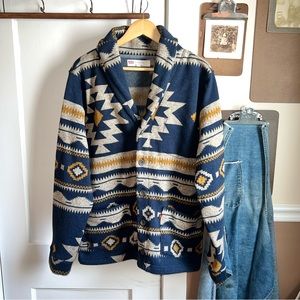 Preowned Levi’s Southwest Shawl Cardigan Sweater | Large